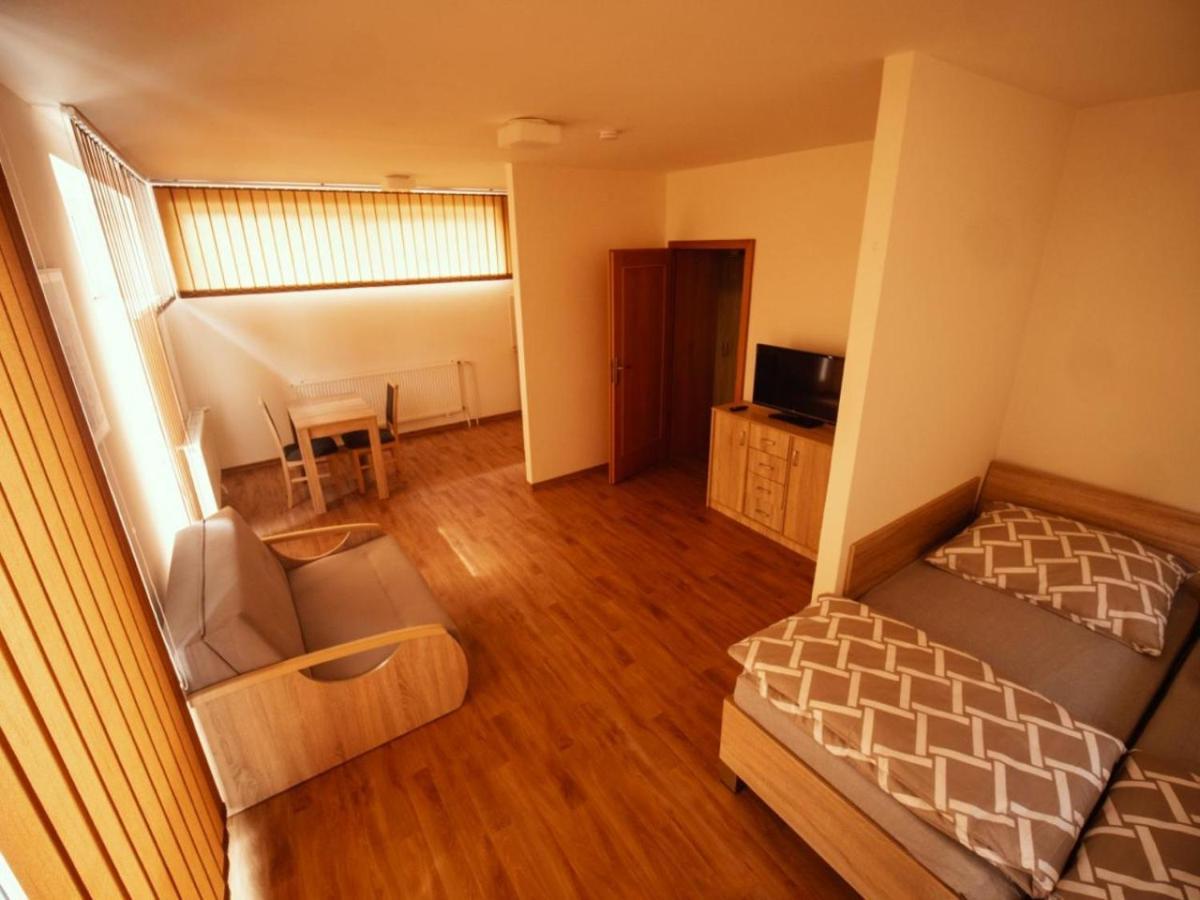Pyramida Broumov Aparthotel Exteriör bild
